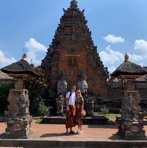 Meet your Posher, Gina